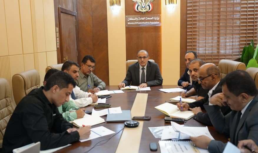 وزير الصحة يدعو لتعزيز الجاهزية الصحية مع مختلف حالات الطوارئ