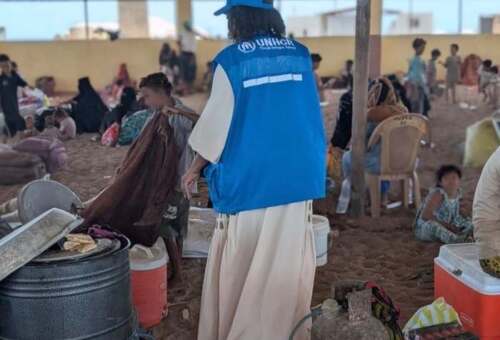 الأمم المتحدة: أكثر من 100 ألف نازح داخل اليمن وآلاف يعبرون البحر إلى جيبوتي