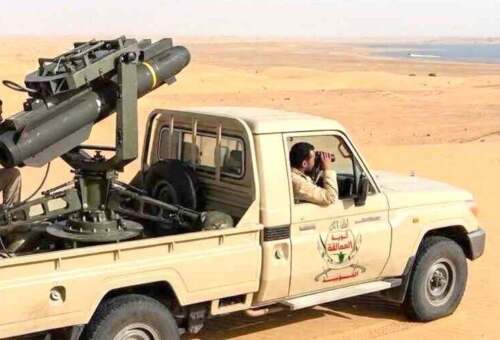 الخلافات السياسية وتعدد مراكز النفوذ يعقدان مواجهة الحوثيين في اليمن