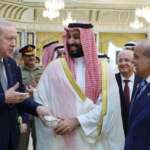 اجتماع سعودي باكستاني تركي مرتقب في ظل تصاعد هجمات الحوثيين .