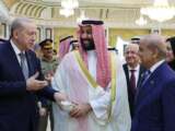 اجتماع سعودي باكستاني تركي مرتقب في ظل تصاعد هجمات الحوثيين .