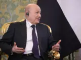 العليمي يدعو للتعبئة العامة والنفير الوطني ويعلن عفواً عن المنشقين عن الحوثيين.