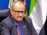مسؤول في الانتقالي الجنوبي : انهيار تعز سيجعل الجنوب ساحات قتال مفتوحة.