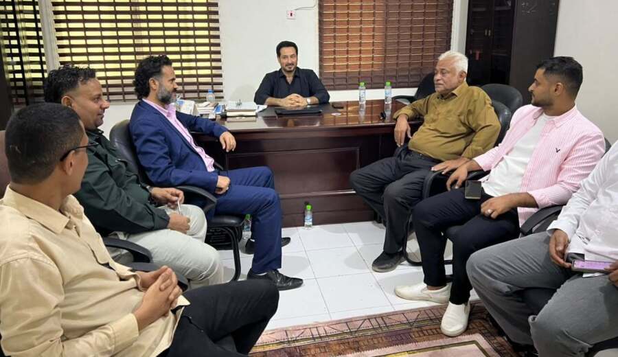 مدير إعلام عدن يبحث آليات تطوير الإعلام المحلي وإطلاق الموقع الرسمي