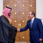 البرلمان المصري يفوض الجيش لإرسال قوات لدعم السعودية دفاعياً.