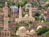 نقص الوقود في تعز أجبر أحد المستشفيات على خفض عدد الحضانات