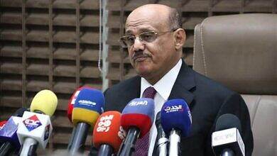 أحمد المعبقي محافظ البنك المركزي