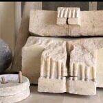 متحف الغيضة يحتفظ بنقوش أثرية من معبد مأرب كانت في طريقها إلى سلطنة عُمان