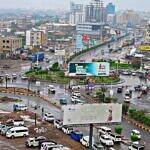 السلطة المحلية في عدن تمنع المظاهرات والتجمعات وتُحذّر من استغلالها لإسقاط المؤسسات