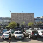 نقابة المهن الطبيةبمستشفى الثورة في صنعاء تتجه لخطوات تصعيدية للمطالبة بالمستحقات المالية